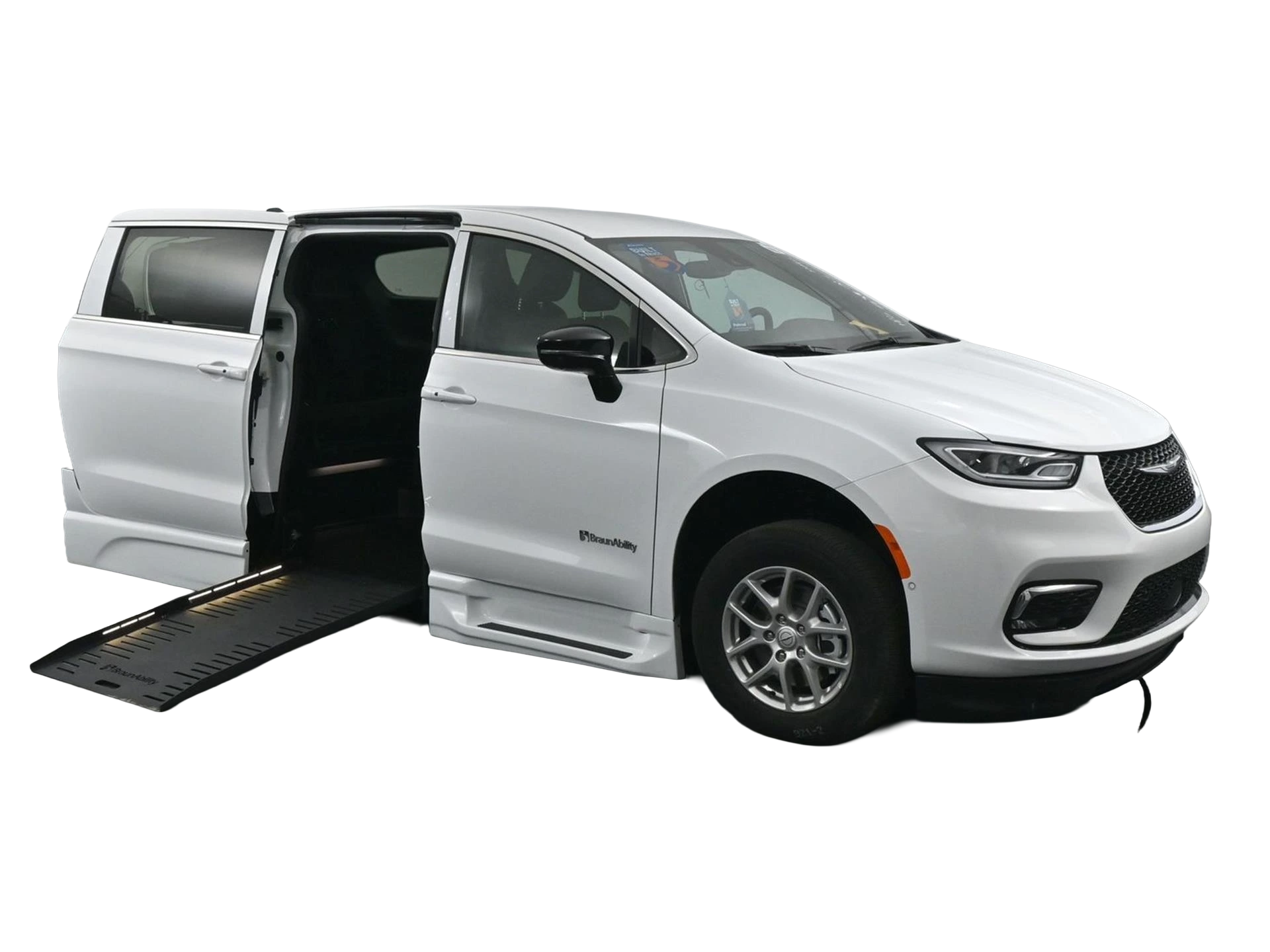 Side-entry wheelchair-accessible van